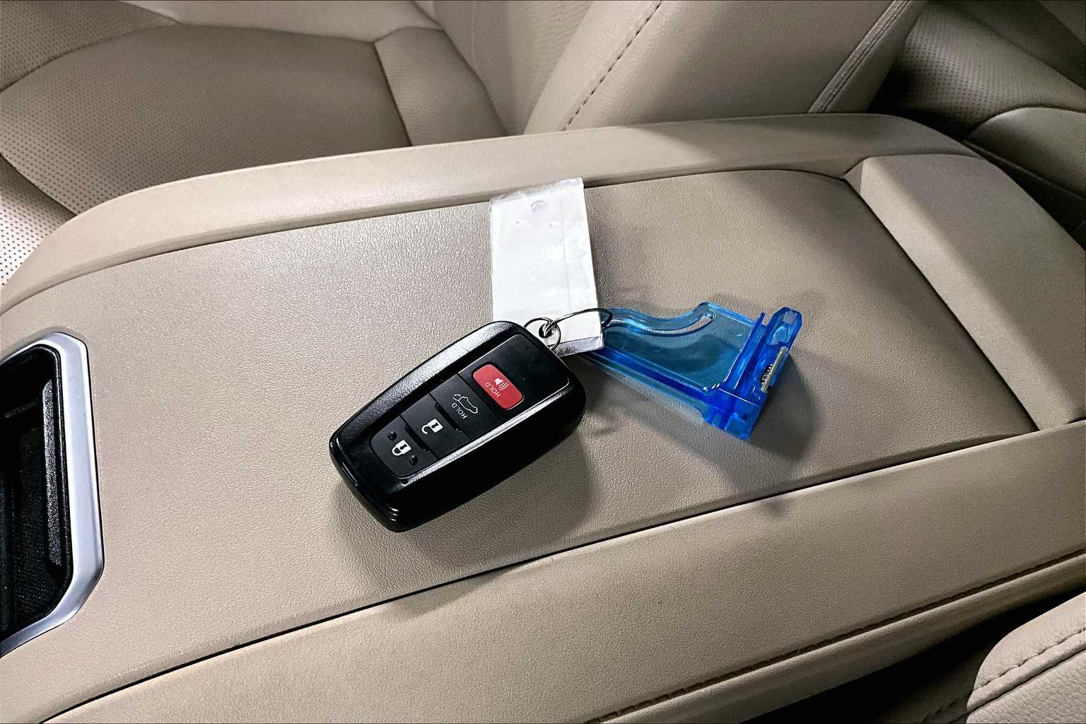 2021 Toyota Highlander Limited - Photo 32