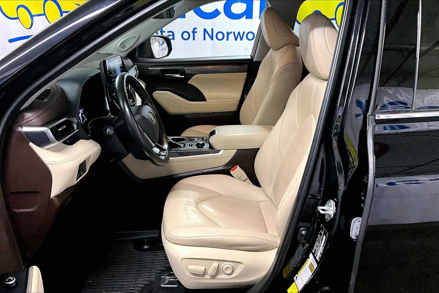 2021 Toyota Highlander Limited - Photo 10