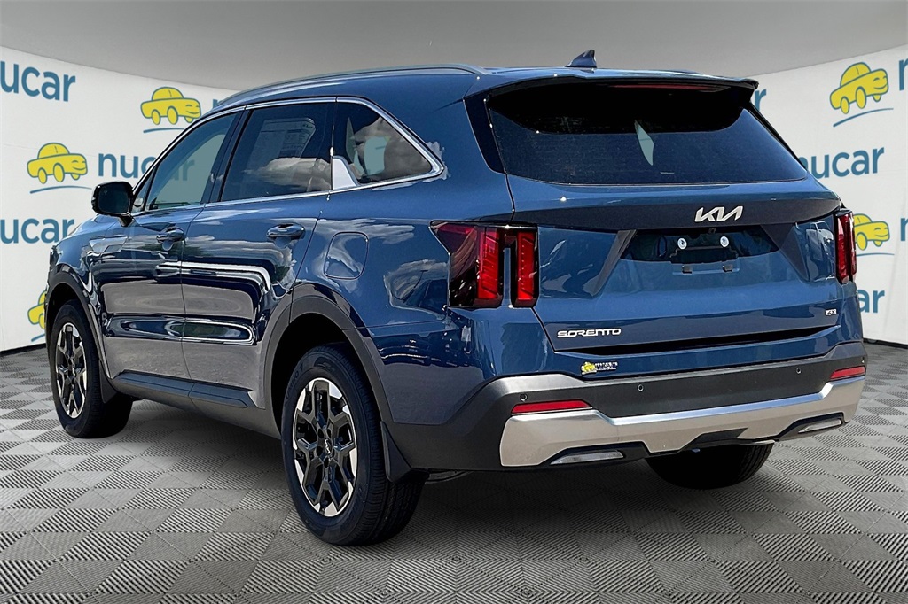 2025 Kia Sorento S - Photo 5