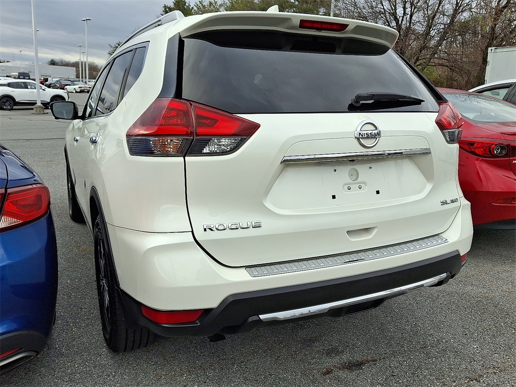 2018 Nissan Rogue SL - Photo 4