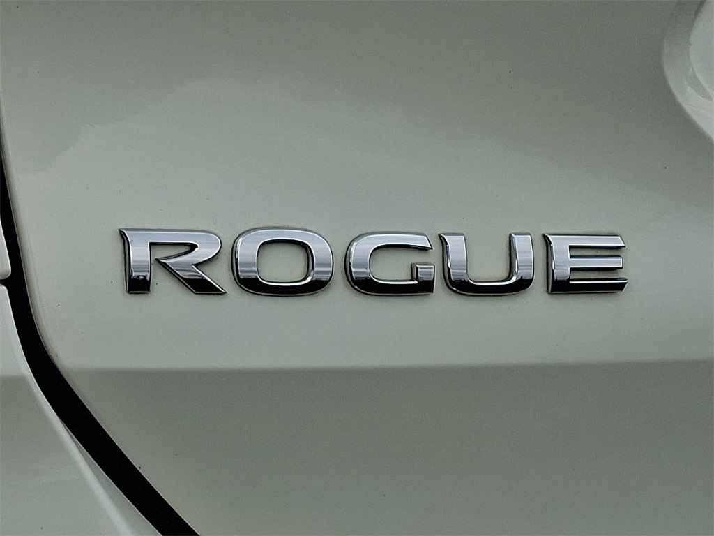 2018 Nissan Rogue SL - Photo 9