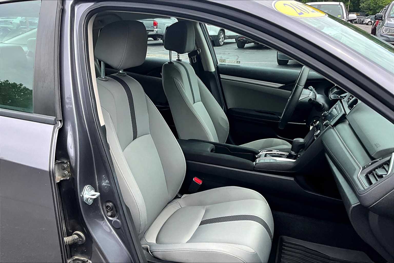 2021 Honda Civic LX - Photo 11