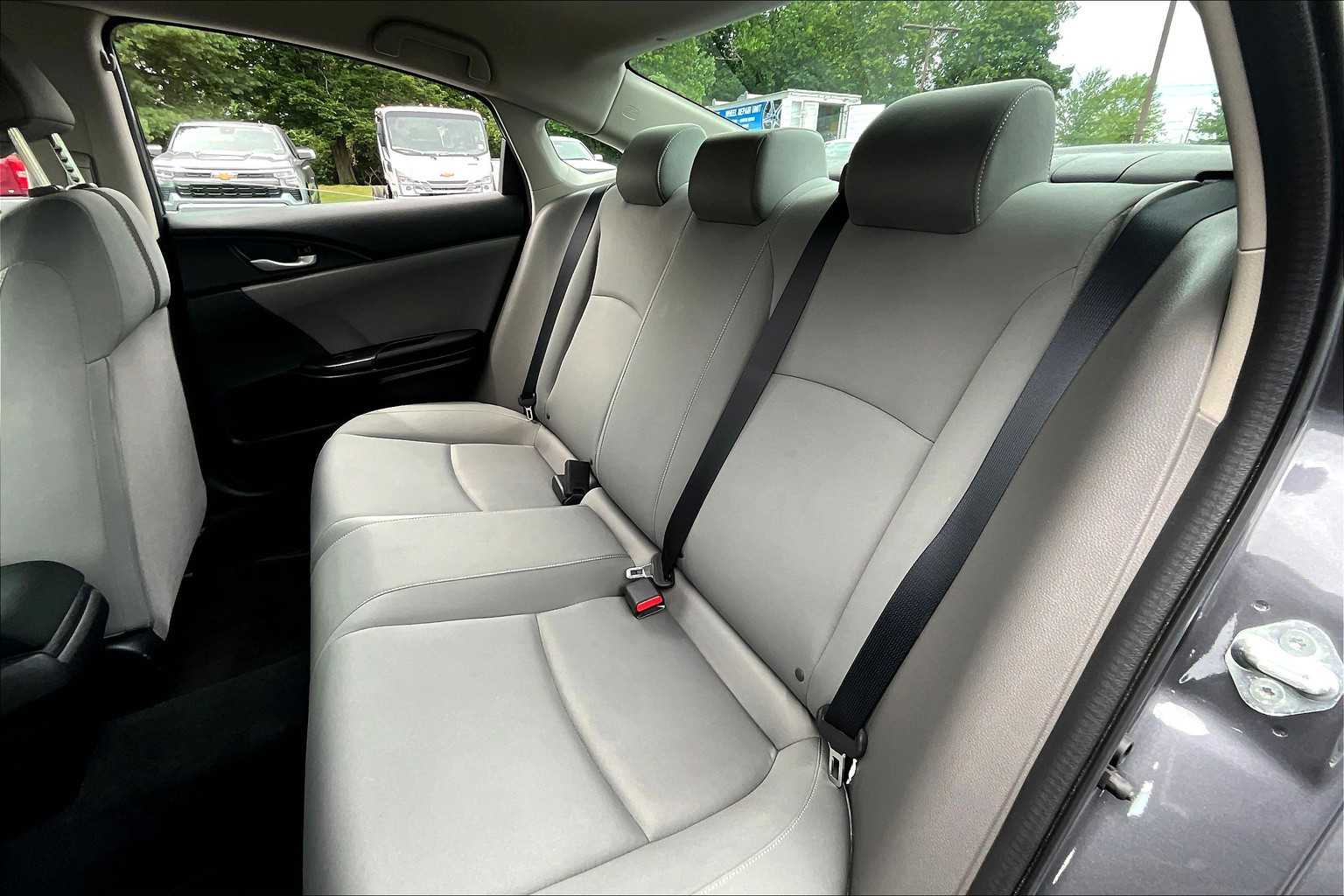 2021 Honda Civic LX - Photo 14