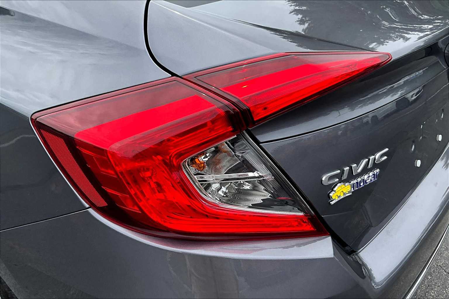 2021 Honda Civic LX - Photo 30