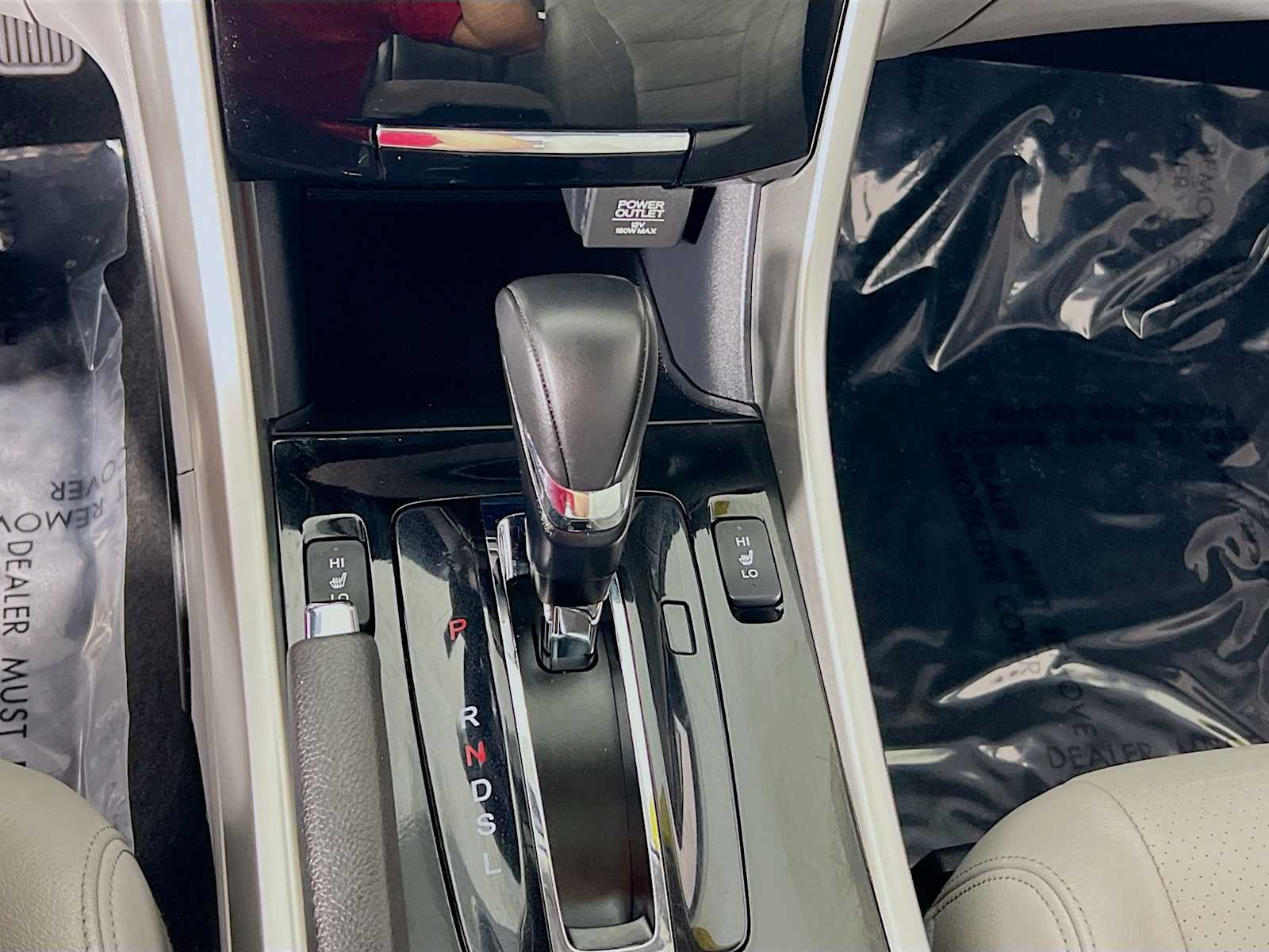 2017 Honda Accord EX-L - Photo 16