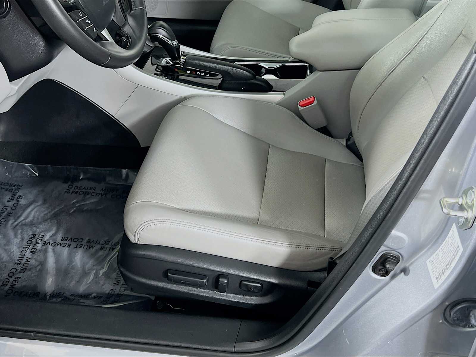 2017 Honda Accord EX-L - Photo 19