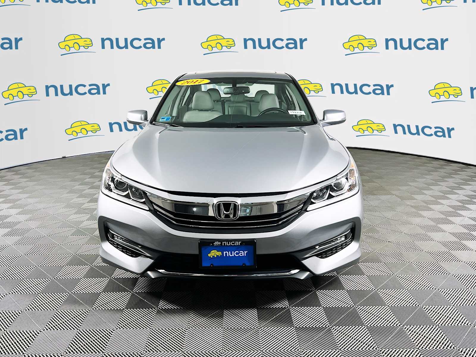 2017 Honda Accord EX-L - Photo 2