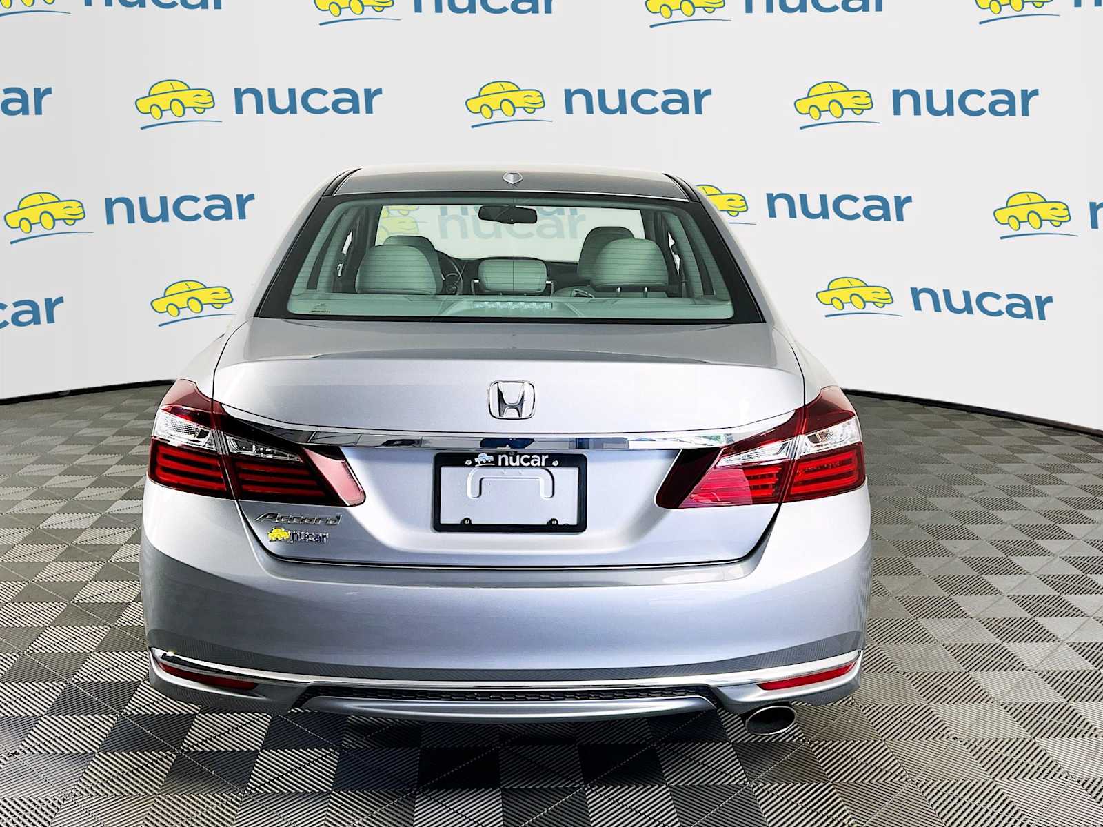 2017 Honda Accord EX-L - Photo 6