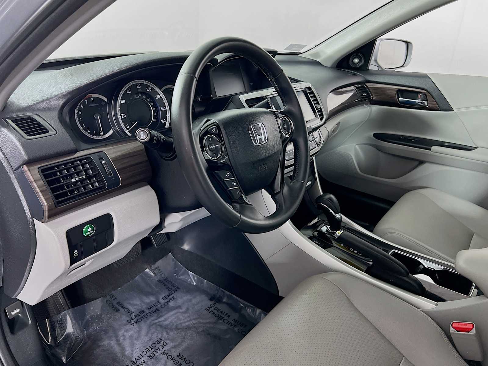2017 Honda Accord EX-L - Photo 9