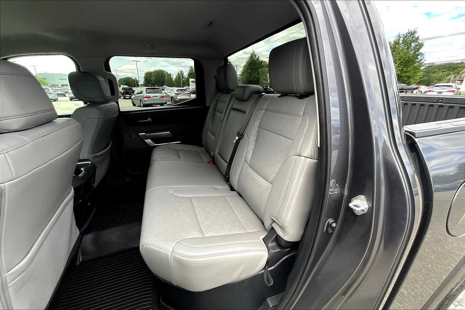 2023 Toyota Tundra SR5 - Photo 15