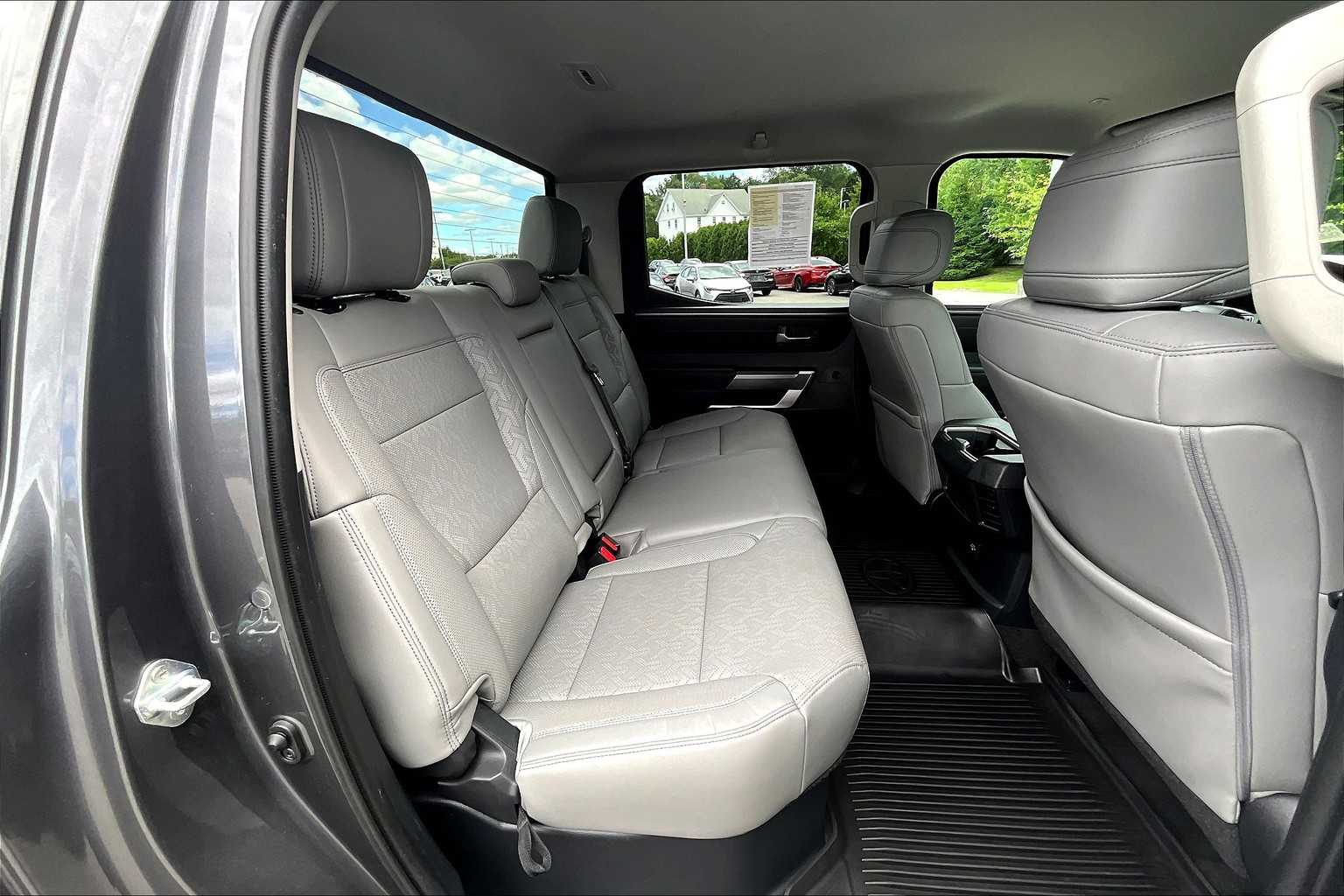 2023 Toyota Tundra SR5 - Photo 16