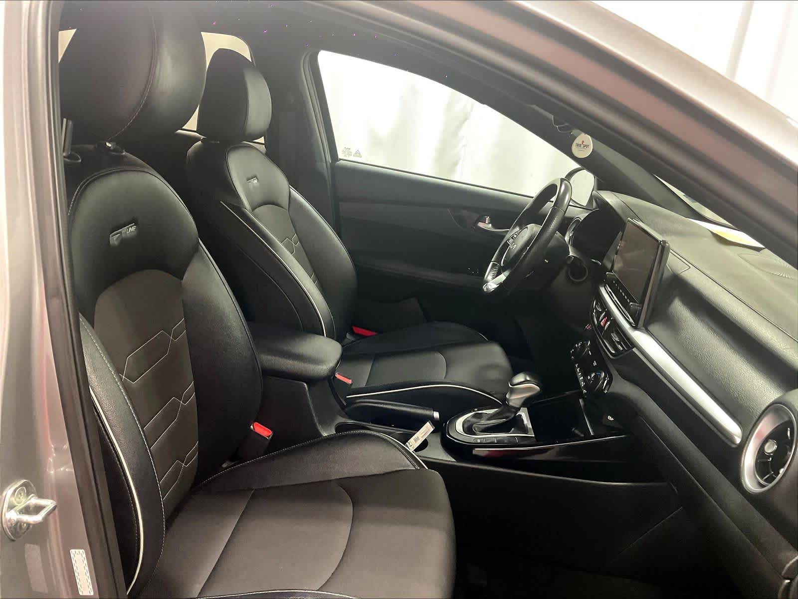 2023 Kia Forte GT-Line - Photo 11