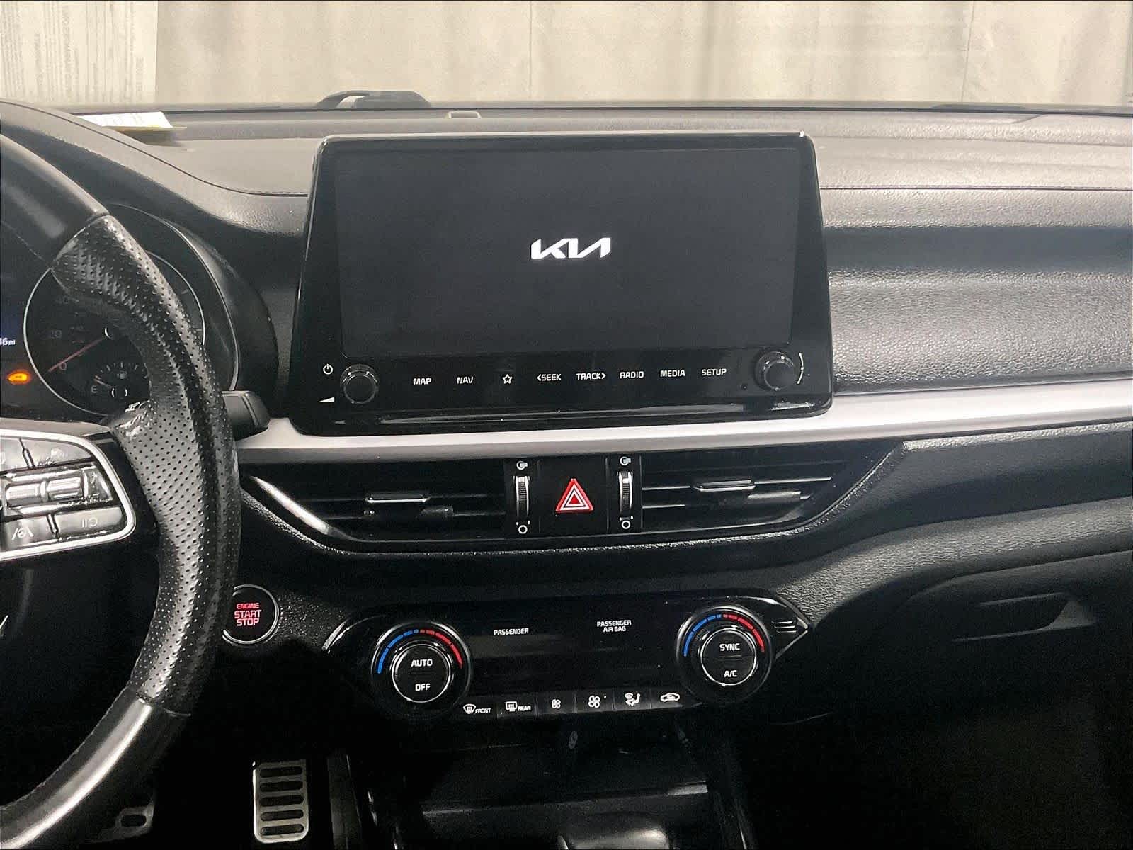 2023 Kia Forte GT-Line - Photo 18