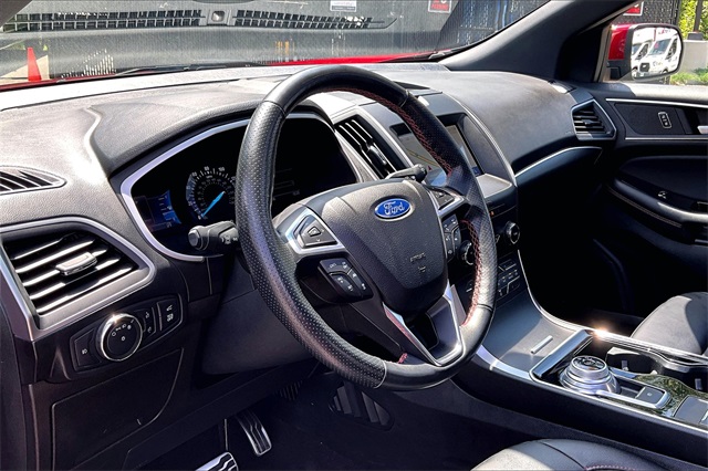 2020 Ford Edge ST Line - Photo 14