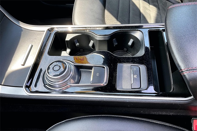 2020 Ford Edge ST Line - Photo 15