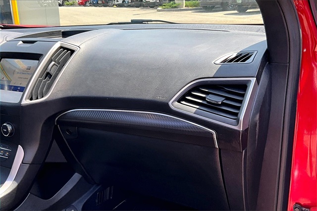 2020 Ford Edge ST Line - Photo 17