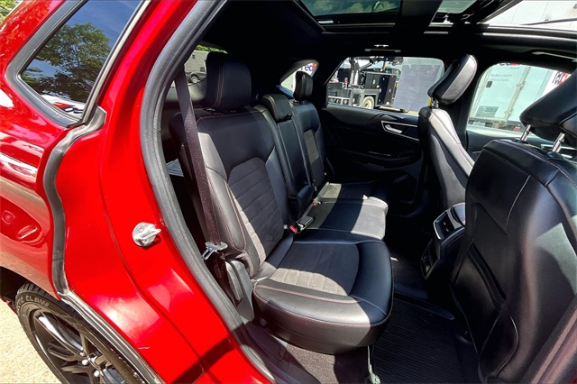 2020 Ford Edge ST Line - Photo 23