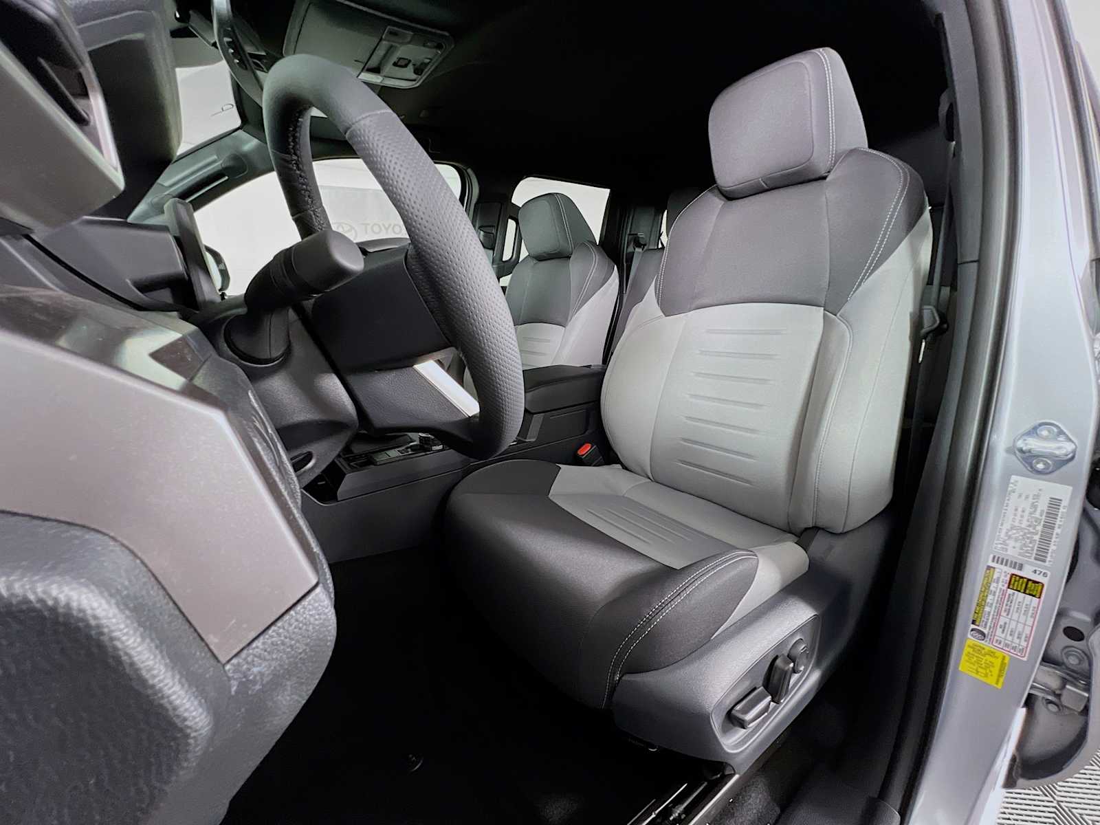 2025 Toyota Tacoma TRD Off Road - Photo 12