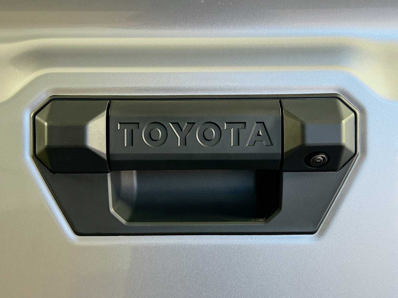 2025 Toyota Tacoma TRD Off Road - Photo 17