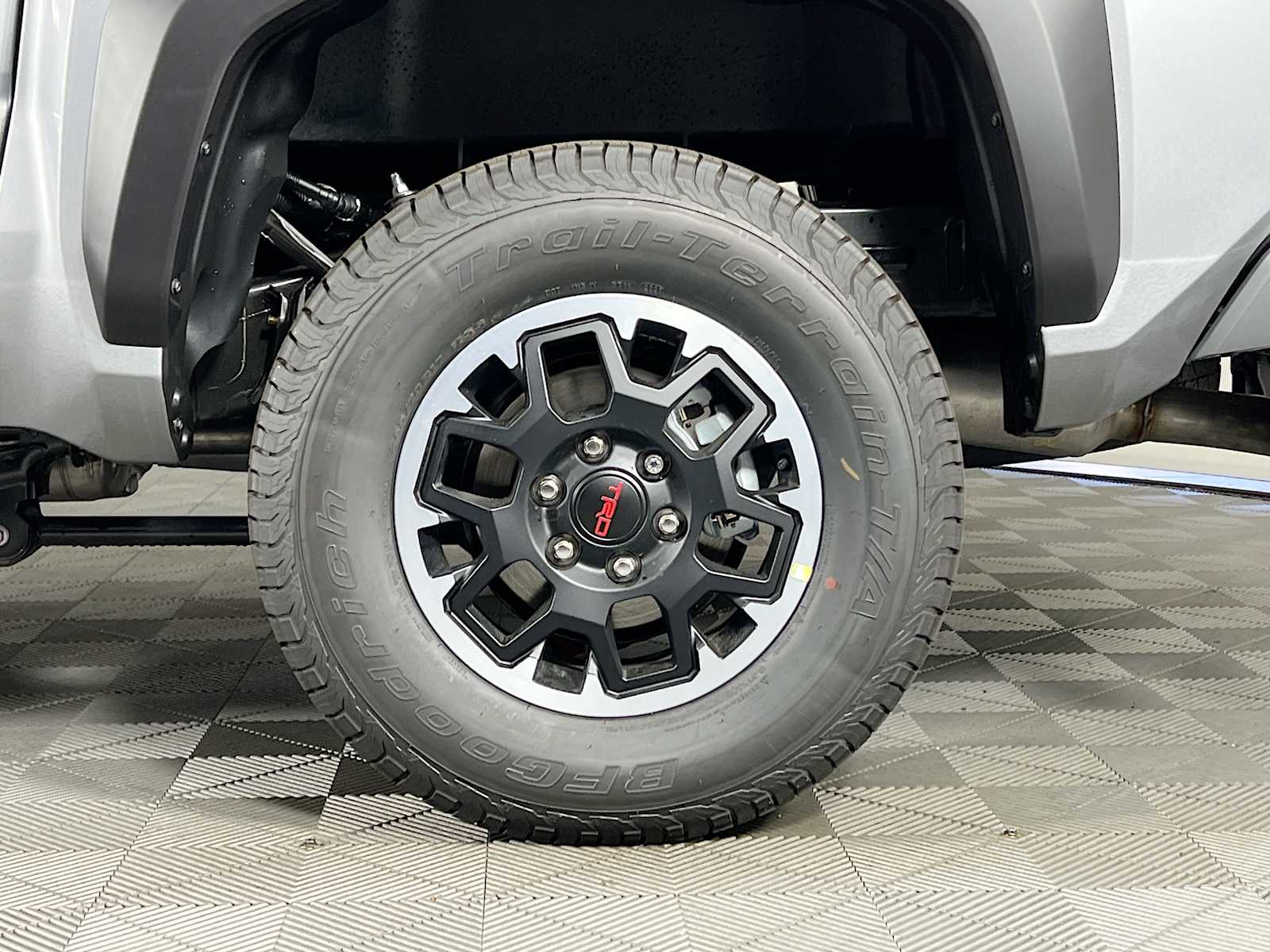 2025 Toyota Tacoma TRD Off Road - Photo 18