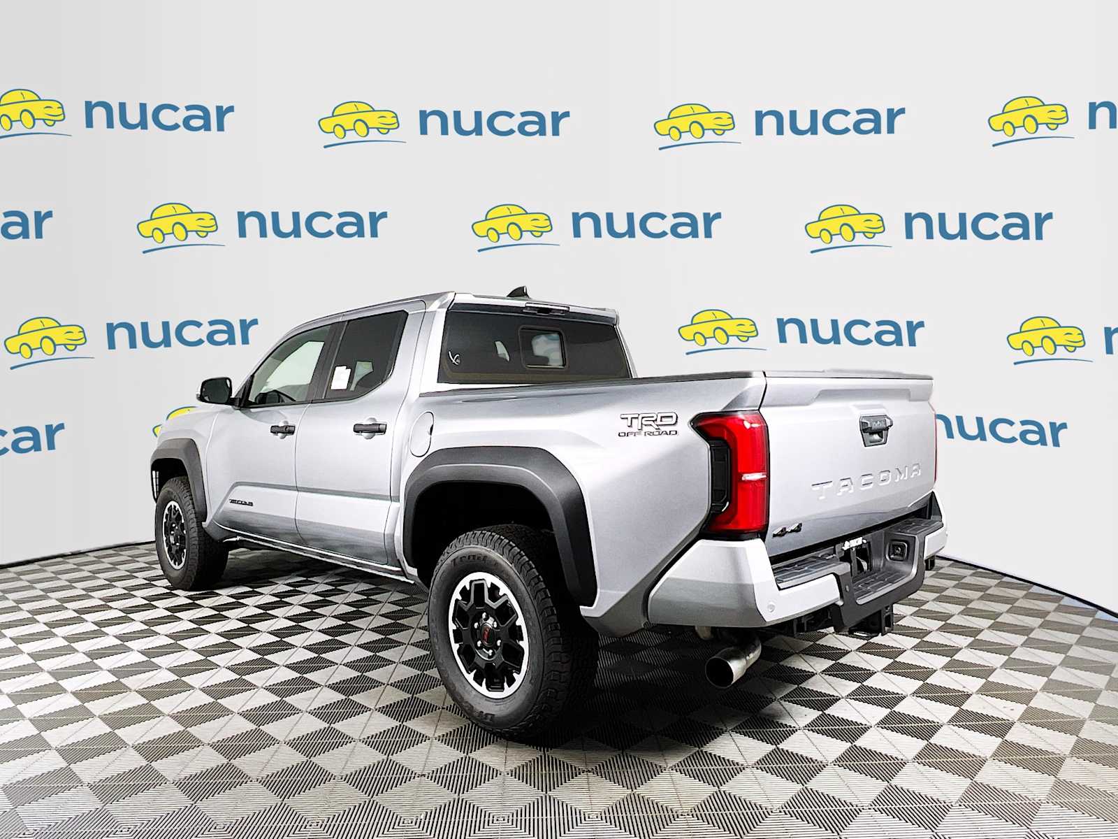 2025 Toyota Tacoma TRD Off Road - Photo 4