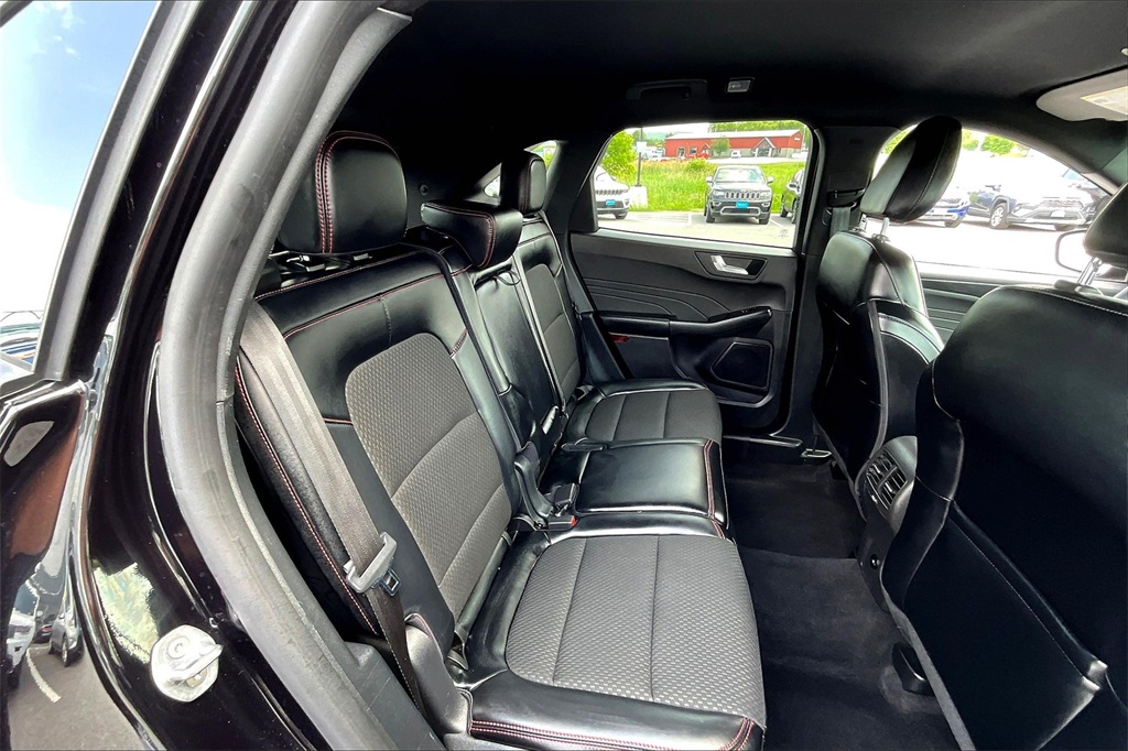 2024 Ford Escape ST-Line - Photo 16