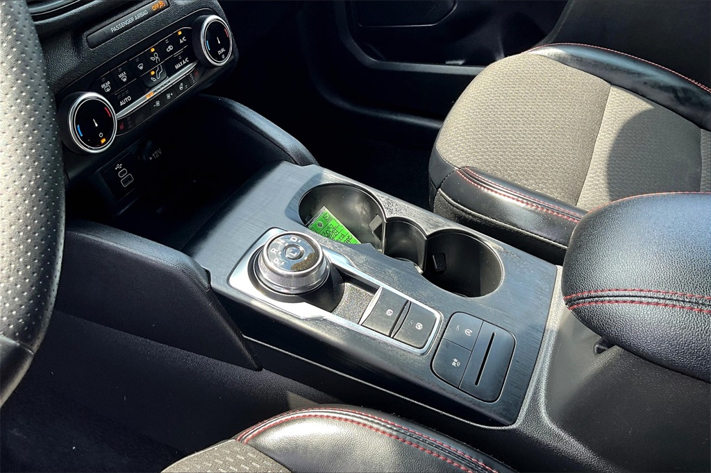 2024 Ford Escape ST-Line - Photo 20