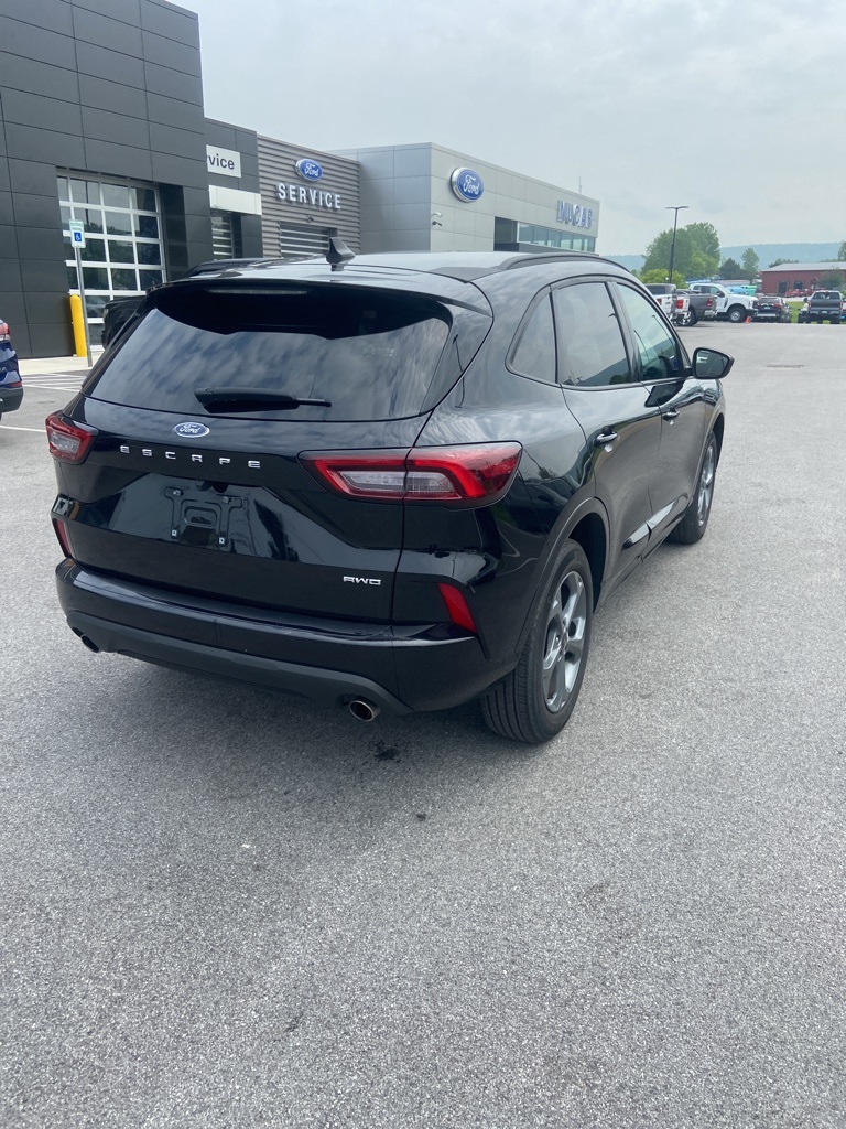 2024 Ford Escape ST-Line - Photo 4