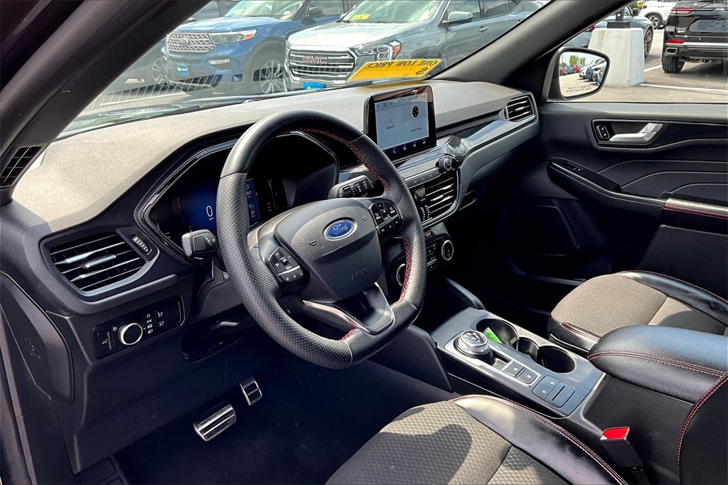2024 Ford Escape ST-Line - Photo 8