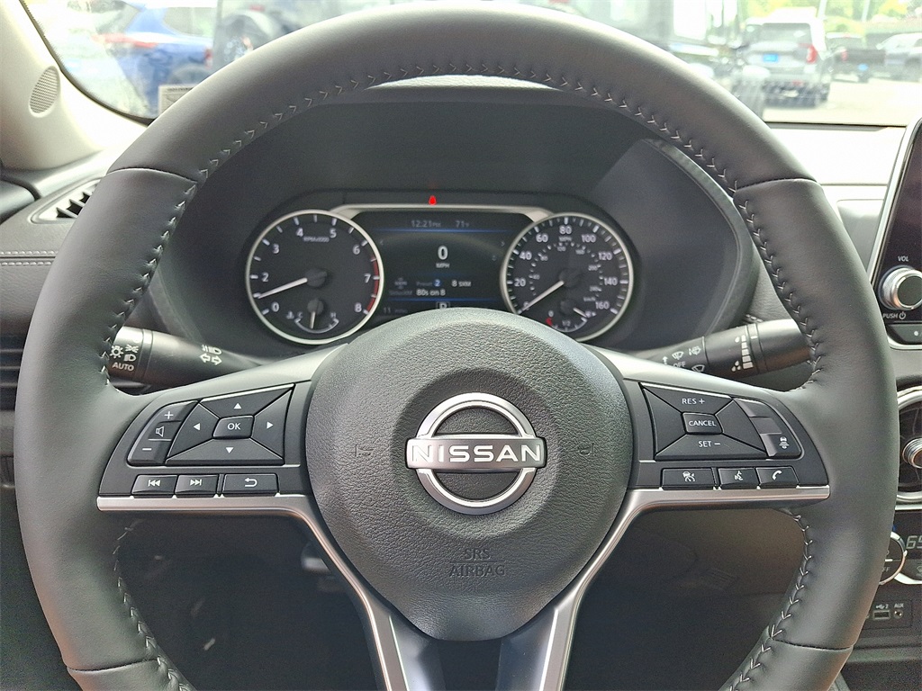 2025 Nissan Sentra SV - Photo 14