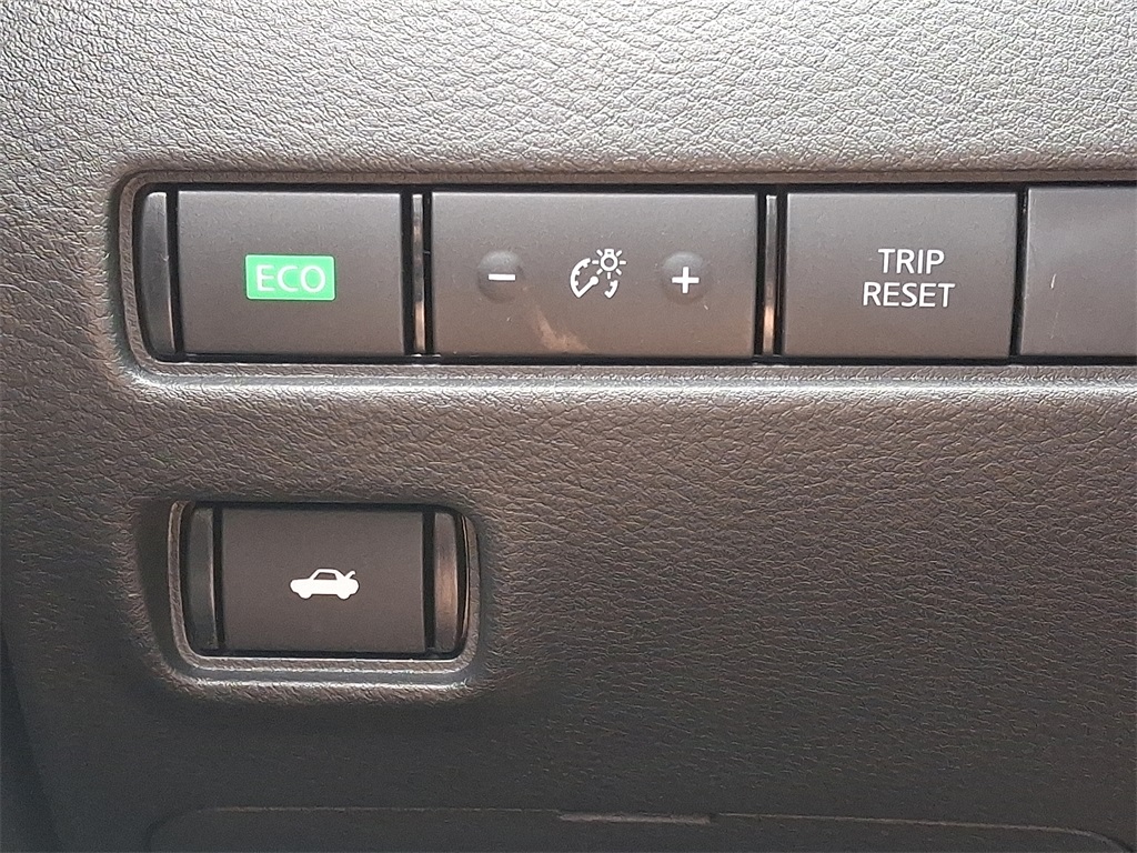 2025 Nissan Sentra SV - Photo 17