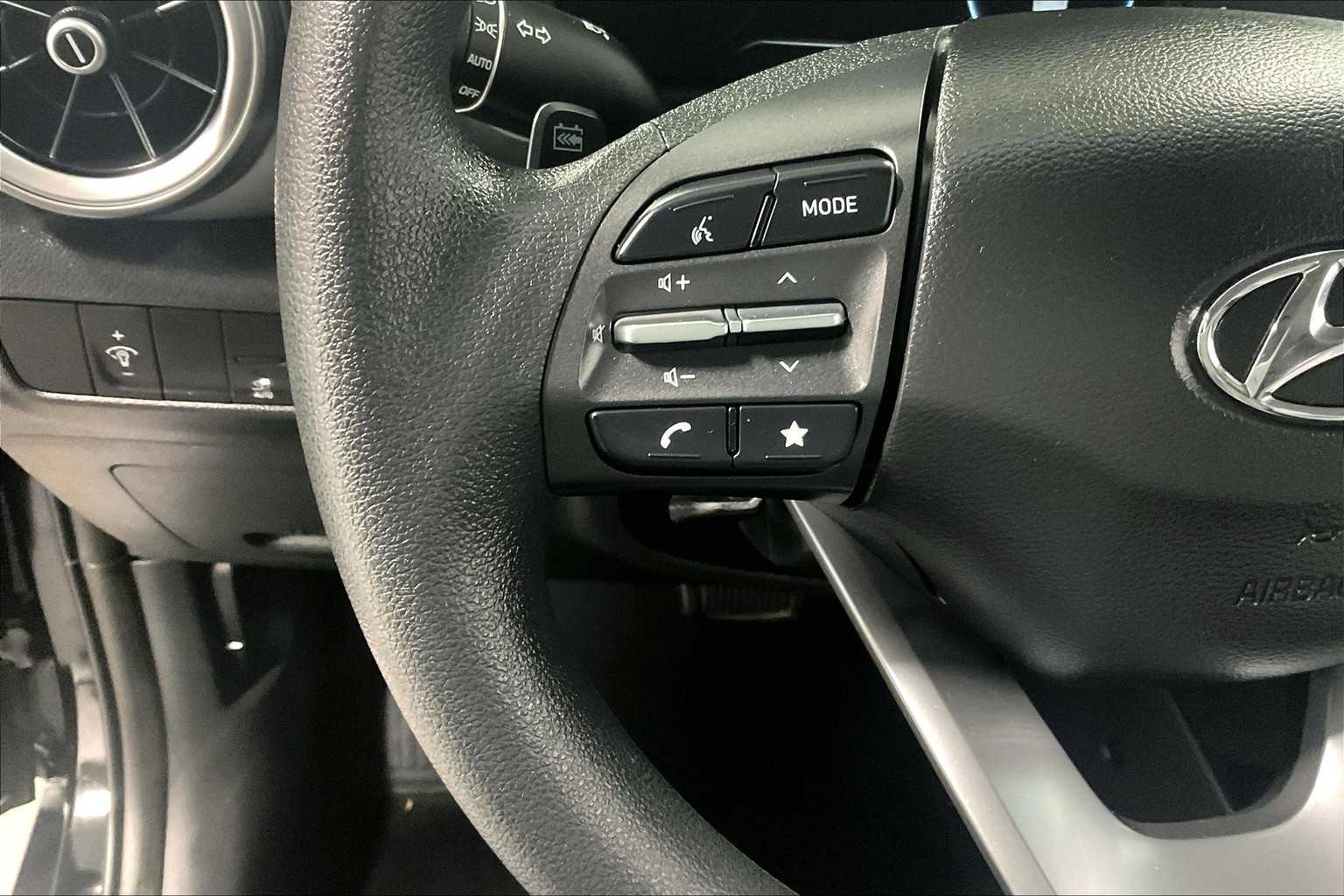 2023 Hyundai Kona Electric SE - Photo 23