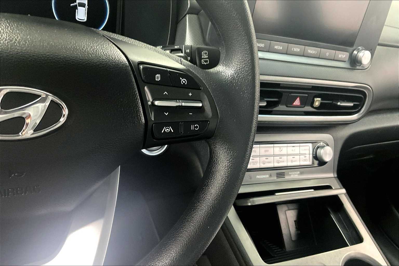 2023 Hyundai Kona Electric SE - Photo 24