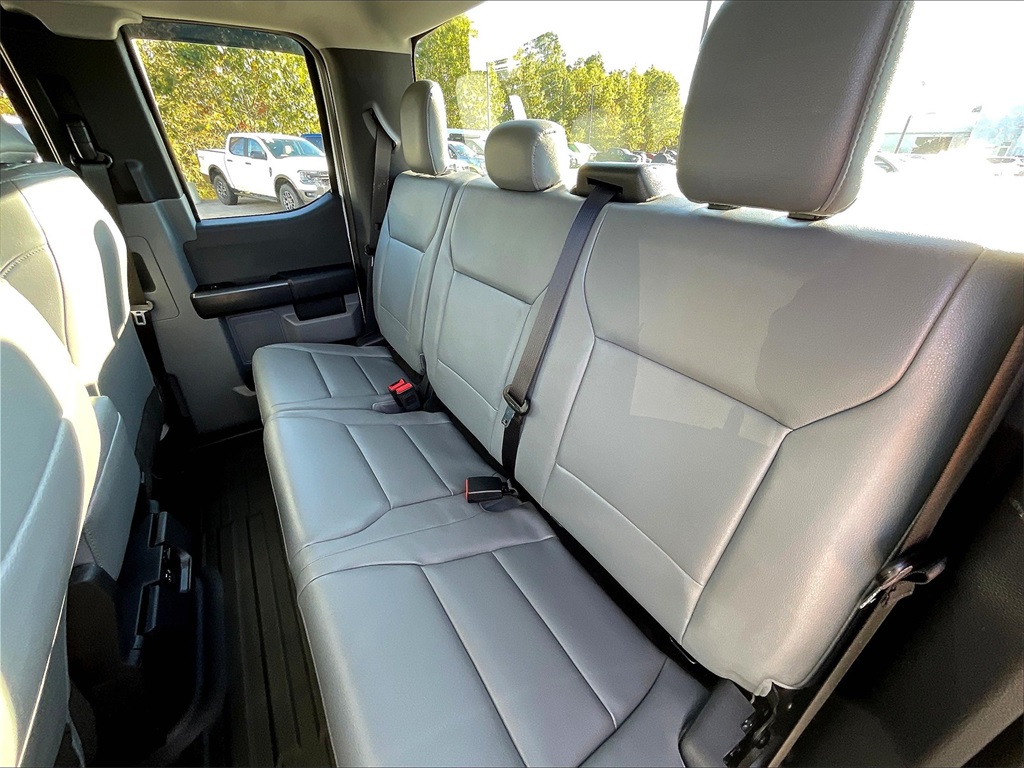 2023 Ford F-150 XL - Photo 14