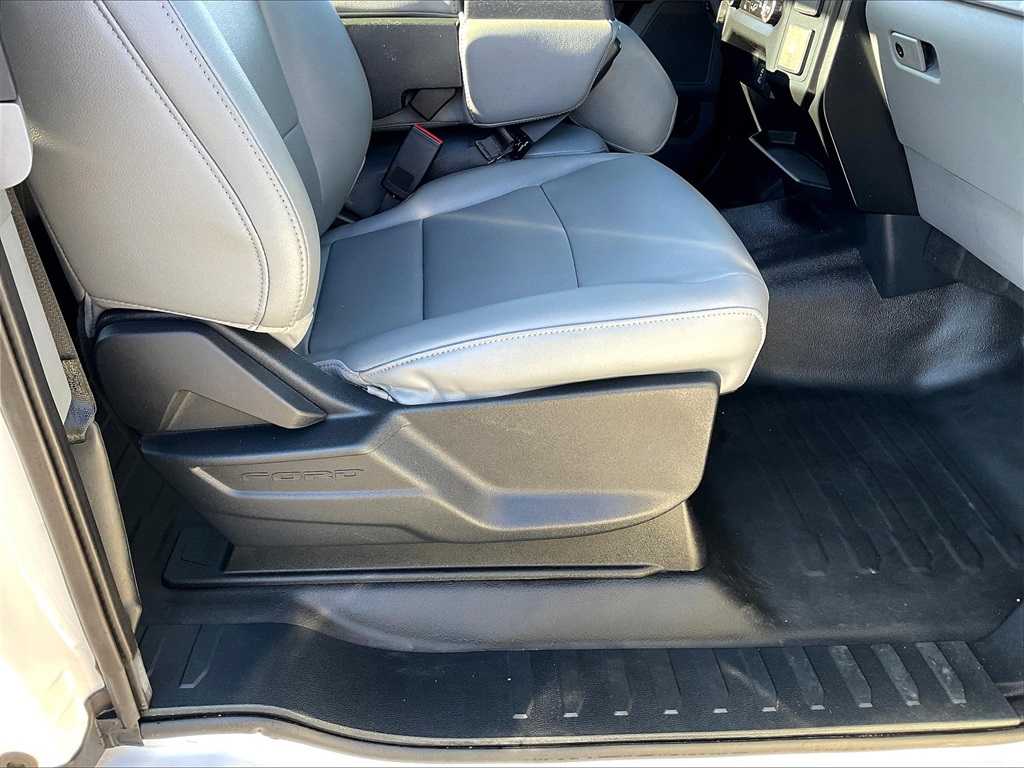 2023 Ford F-150 XL - Photo 34