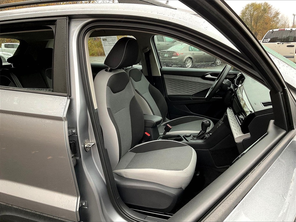 2023 Volkswagen Taos 1.5T S - Photo 11