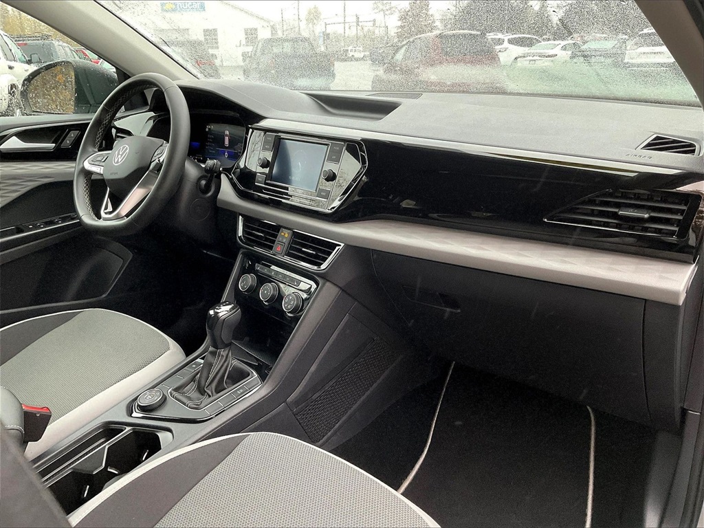 2023 Volkswagen Taos 1.5T S - Photo 13