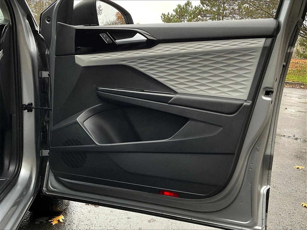 2023 Volkswagen Taos 1.5T S - Photo 25