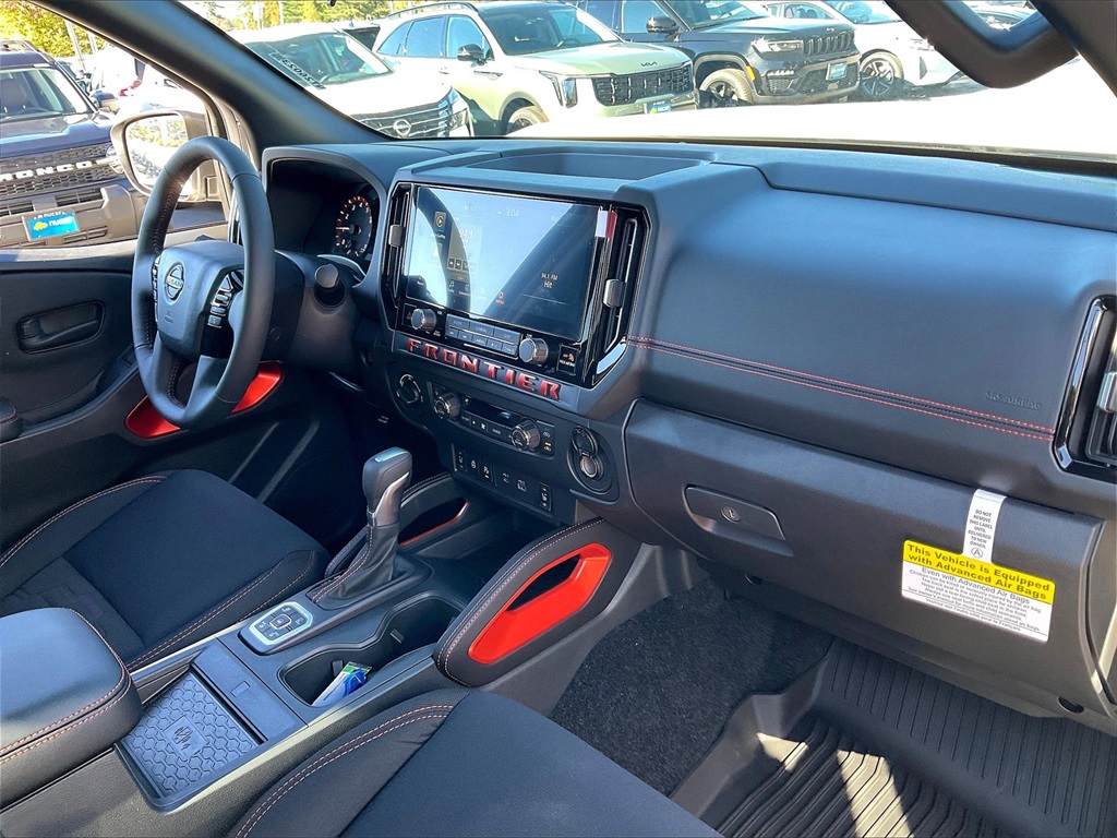 2026 Nissan Frontier PRO-4X - Photo 10
