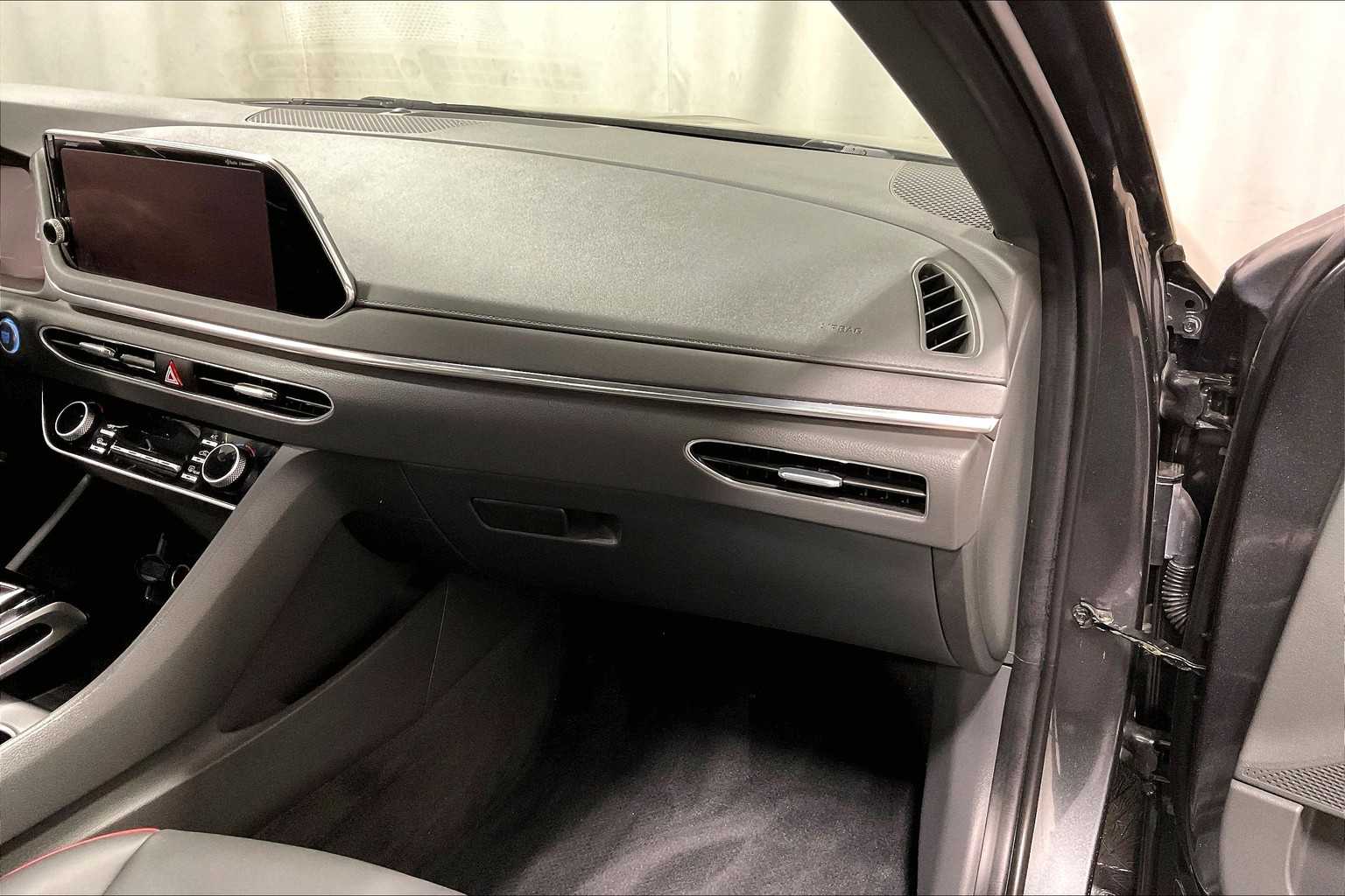 2022 Hyundai Sonata SEL Plus - Photo 13
