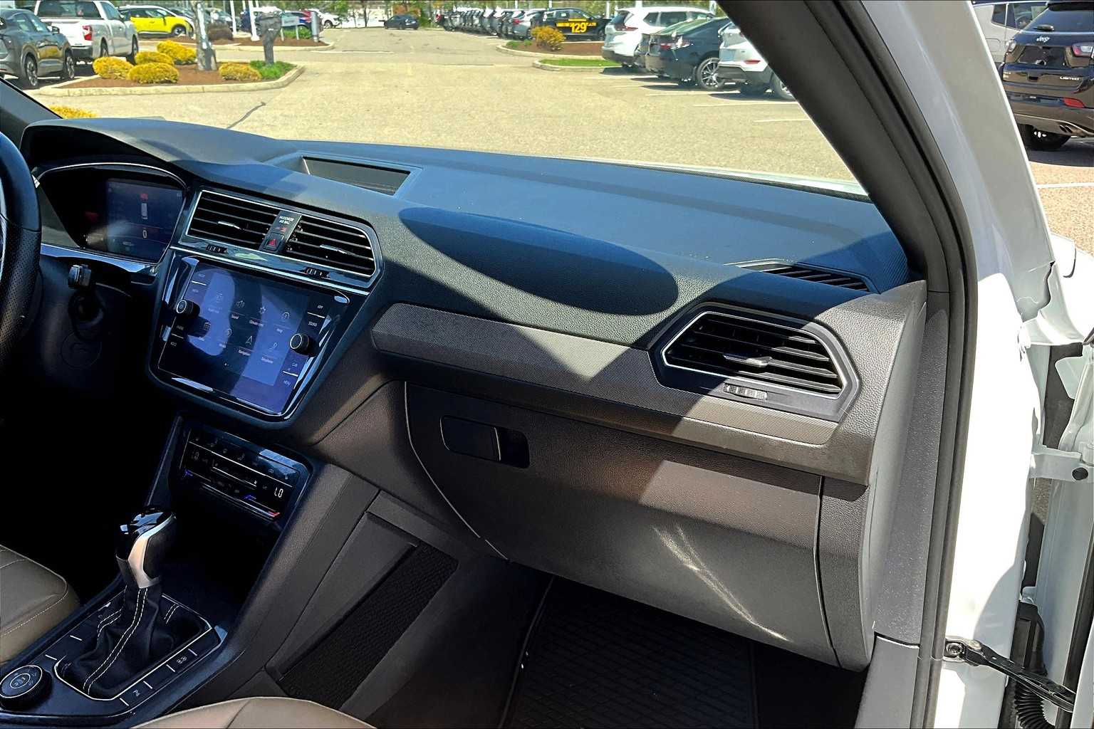 2022 Volkswagen Tiguan SE R-Line Black - Photo 13