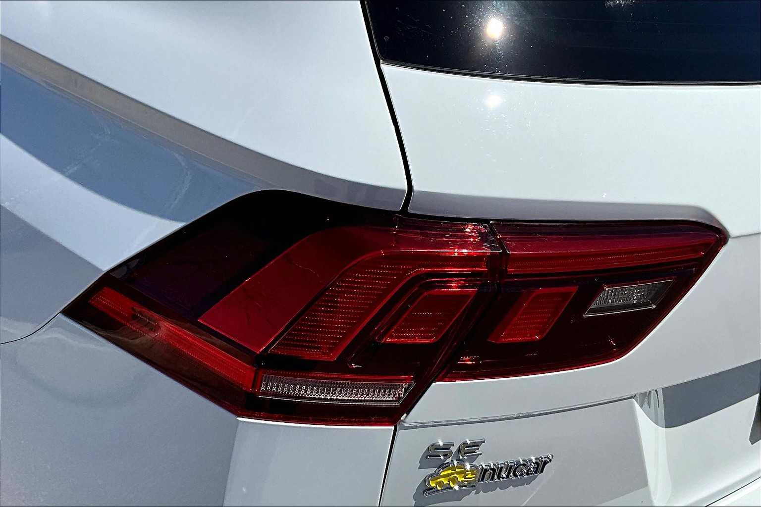 2022 Volkswagen Tiguan SE R-Line Black - Photo 33