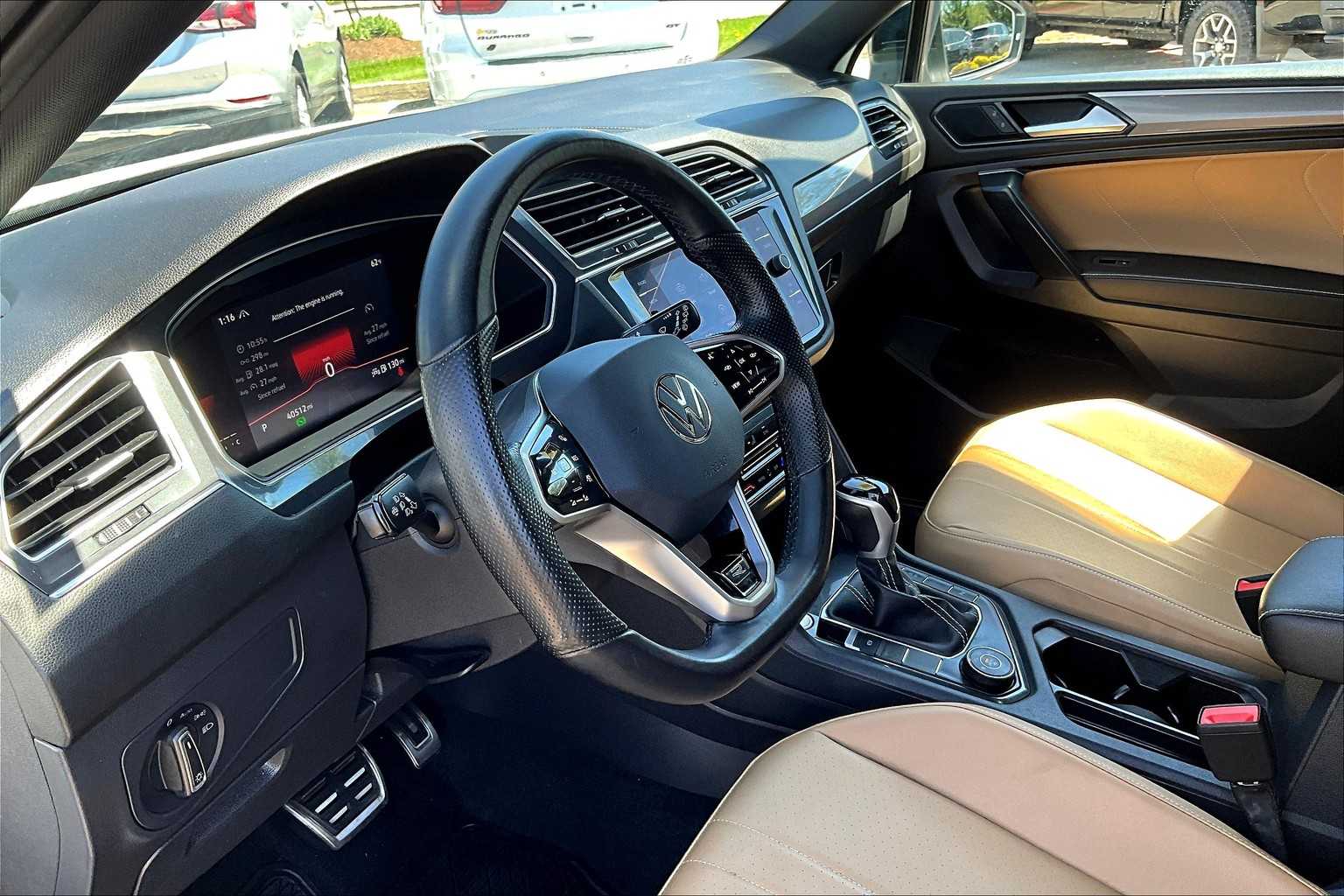 2022 Volkswagen Tiguan SE R-Line Black - Photo 8
