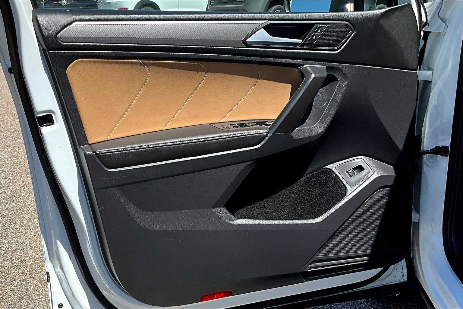 2022 Volkswagen Tiguan SE R-Line Black - Photo 9