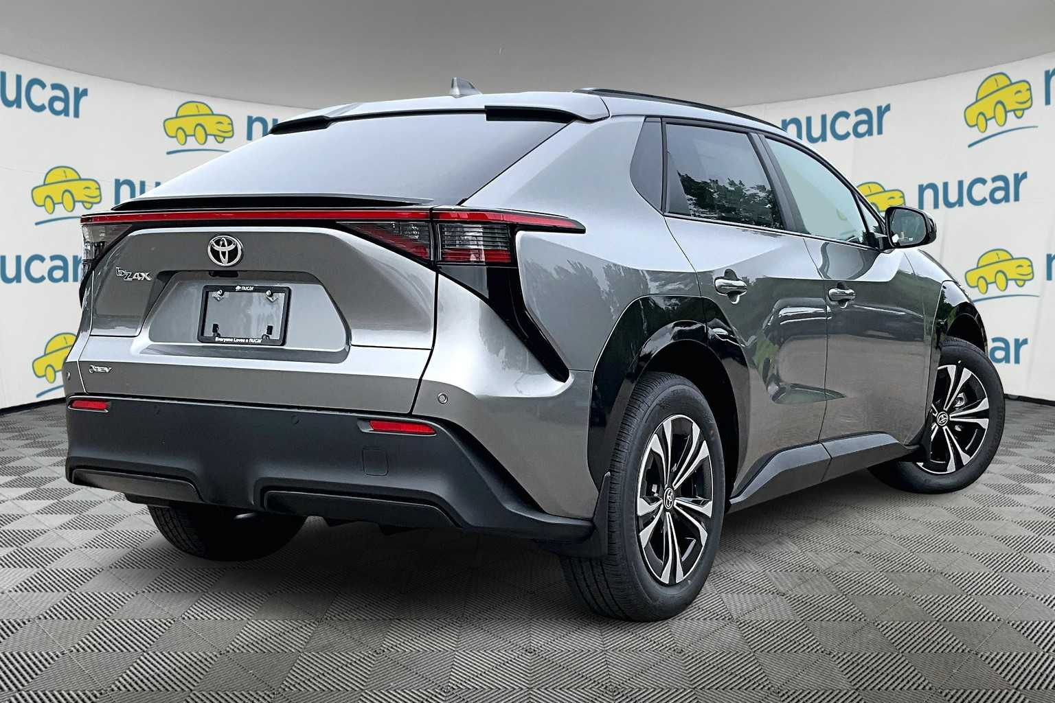 2025 Toyota bZ4X XLE - Photo 7