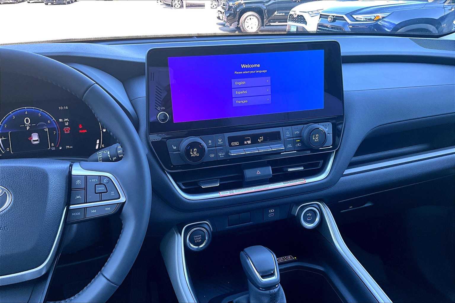 2025 Toyota Grand Highlander XLE - Photo 13