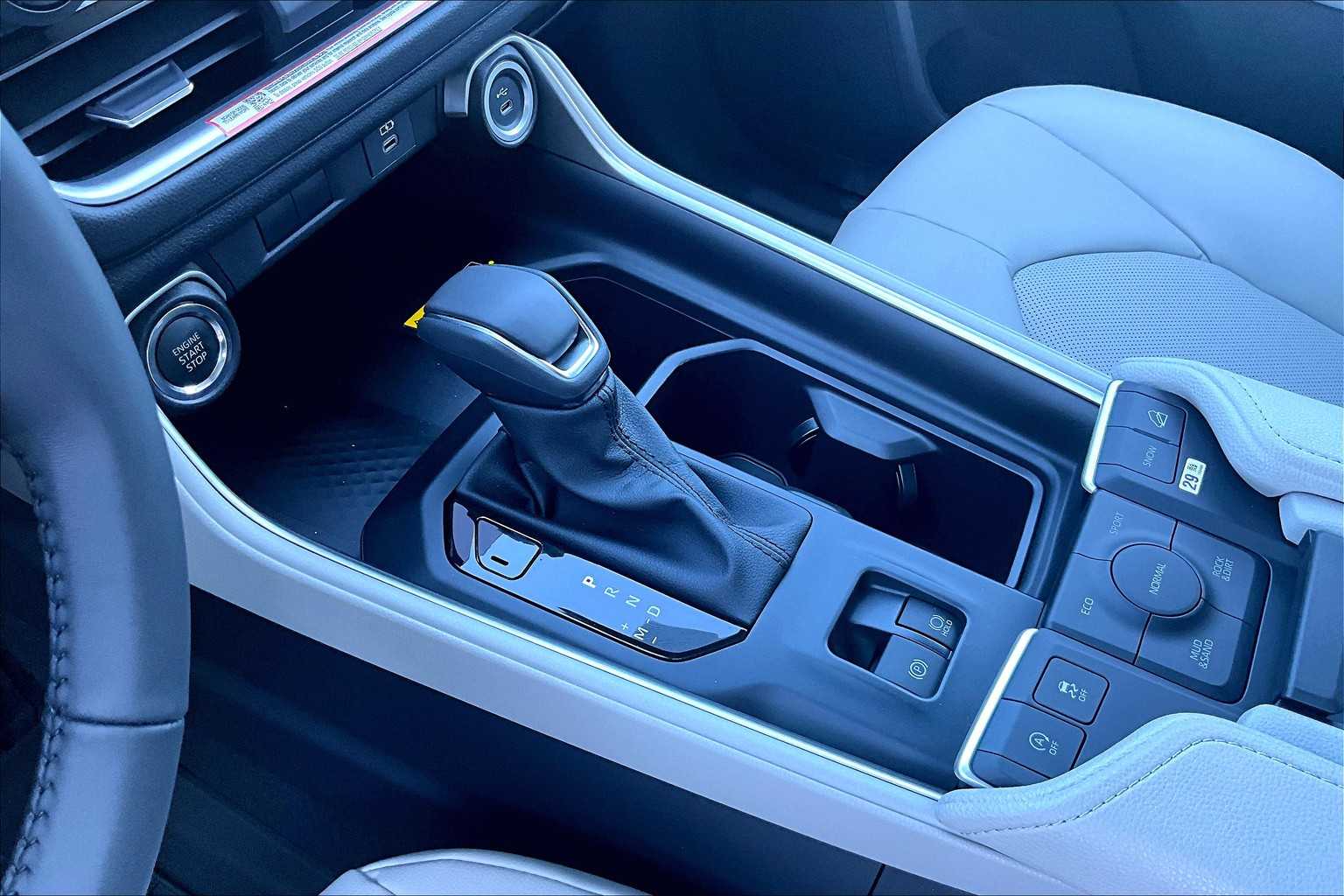 2025 Toyota Grand Highlander XLE - Photo 14