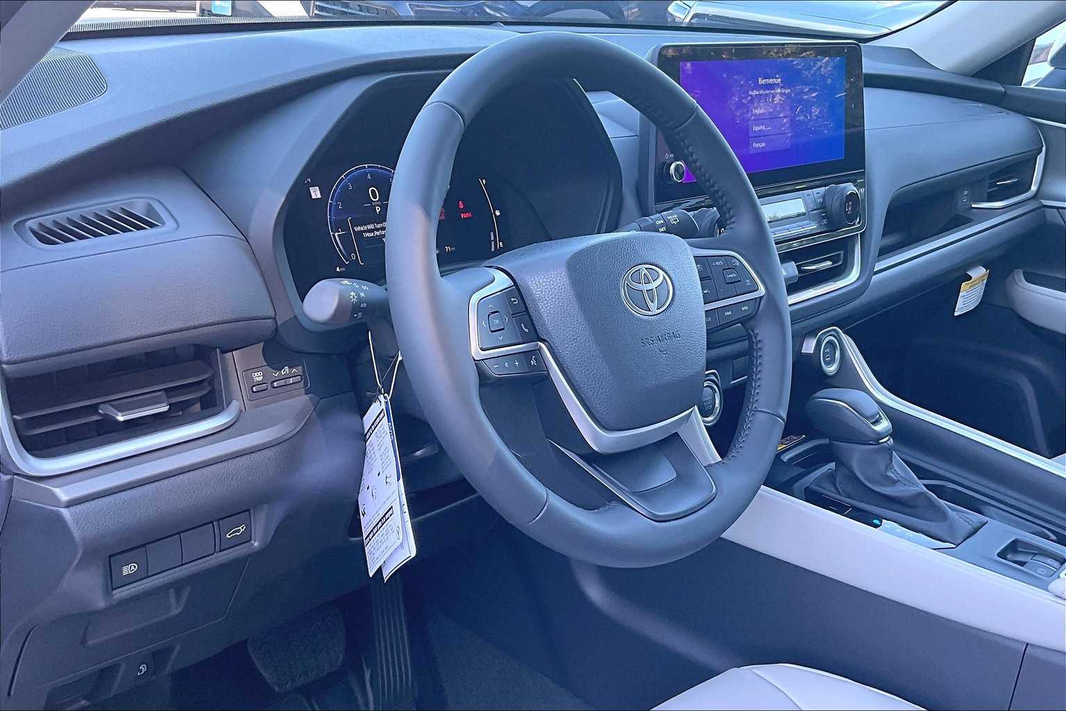 2025 Toyota Grand Highlander XLE - Photo 9
