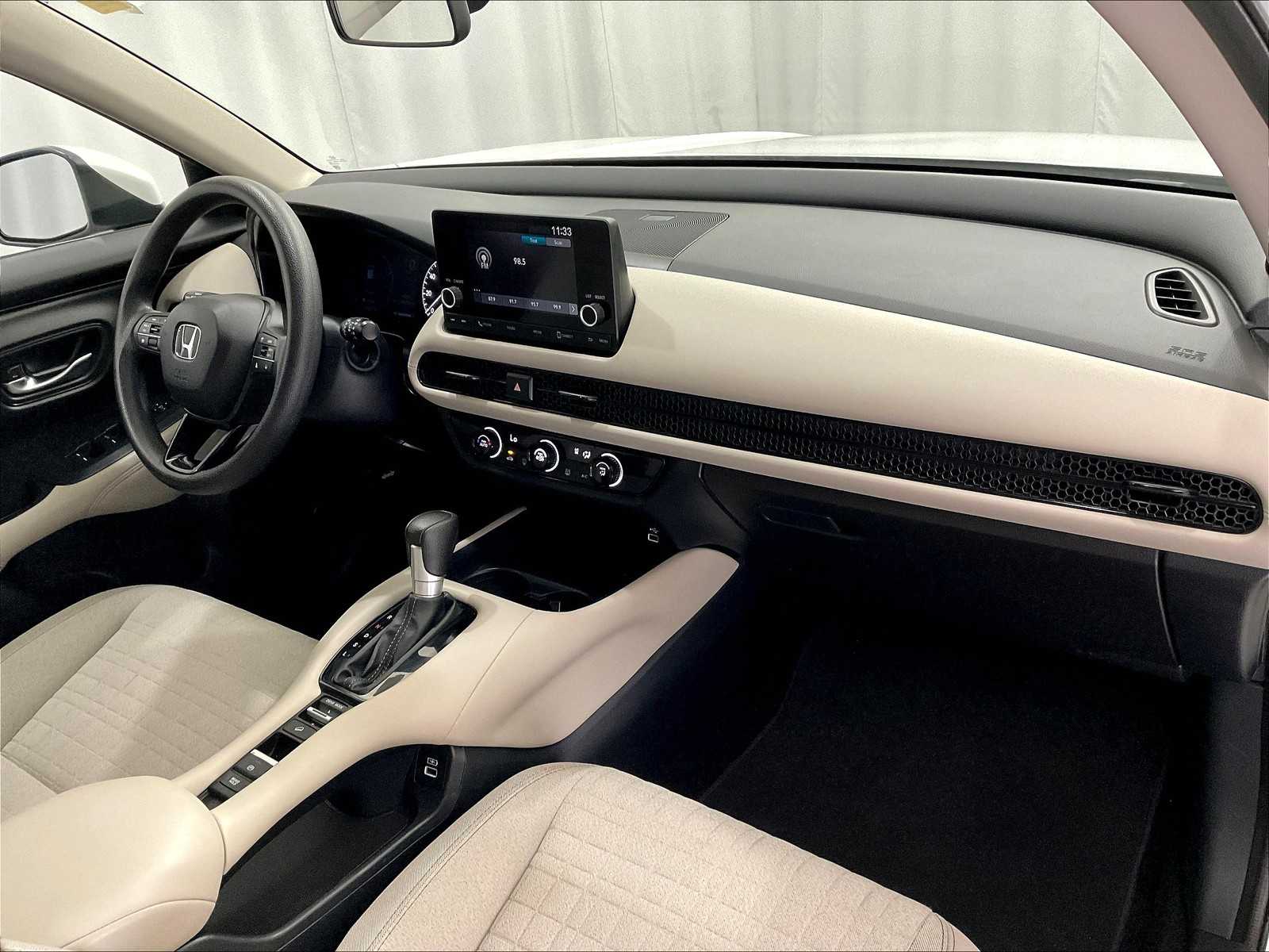 2023 Honda HR-V LX - Photo 14