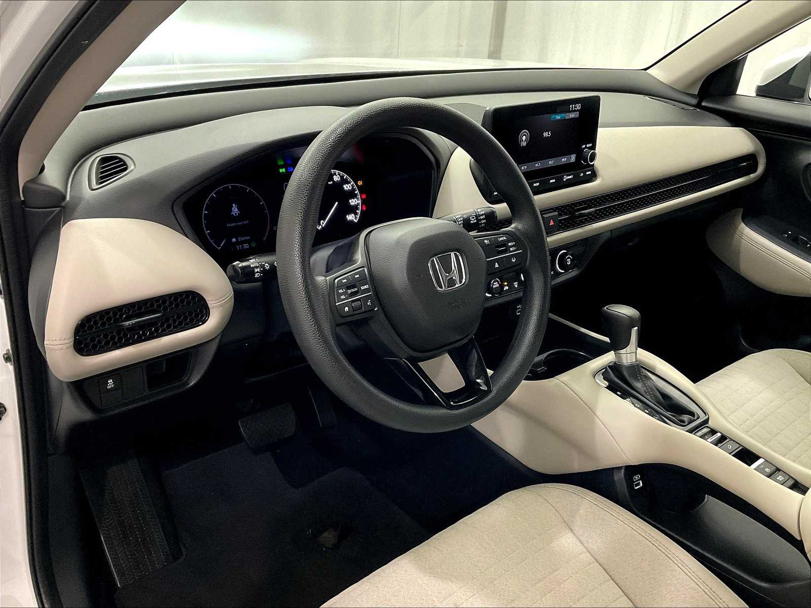 2023 Honda HR-V LX - Photo 8
